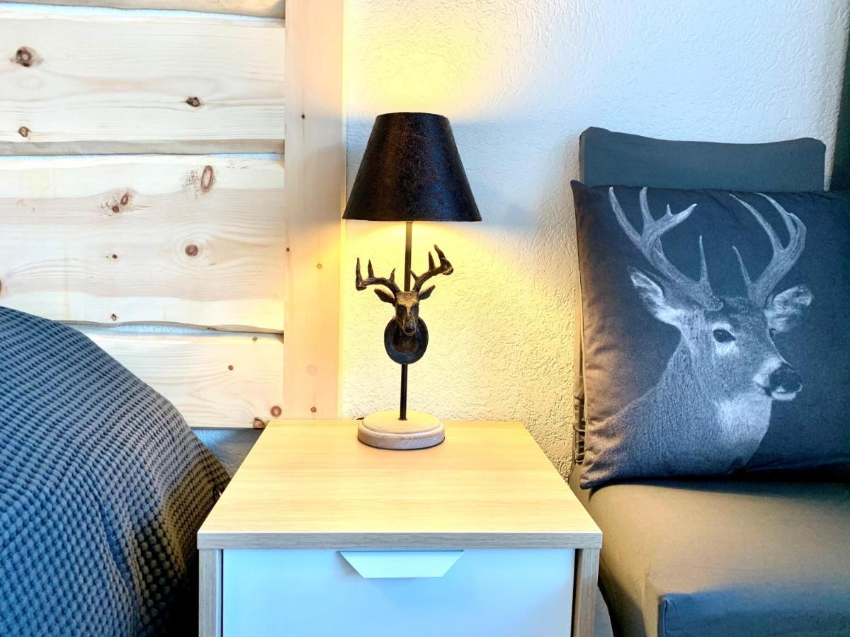 Holiday Apartment Bolgen - Close To Everything! Bolgen, Jakobshorn, Bus Stop, Train Station, Supermarket, Ski School, Ski Rentals, Restaurants And More! Davos Bagian luar foto