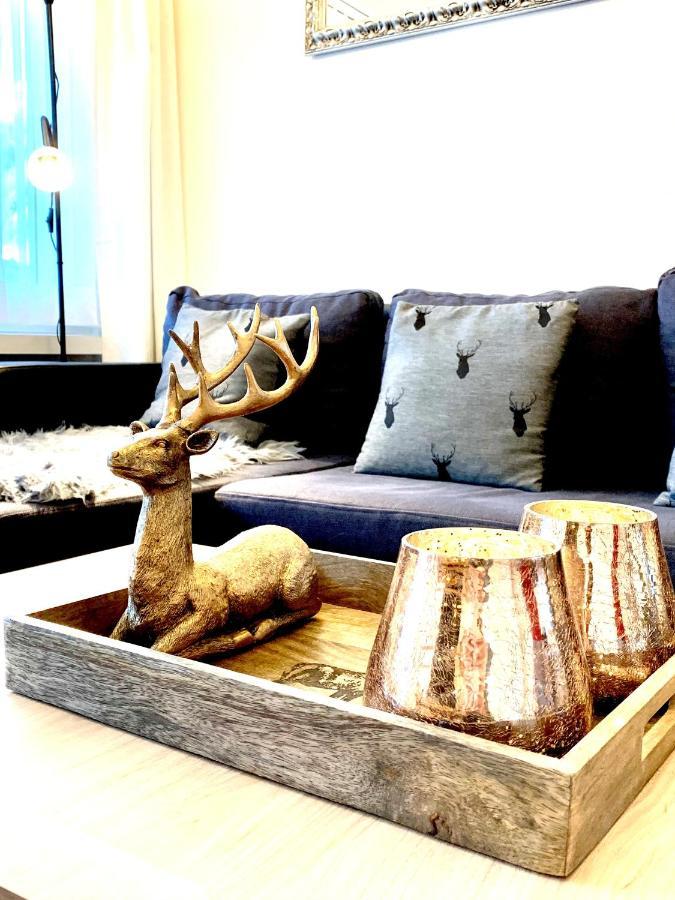 Holiday Apartment Bolgen - Close To Everything! Bolgen, Jakobshorn, Bus Stop, Train Station, Supermarket, Ski School, Ski Rentals, Restaurants And More! Davos Bagian luar foto
