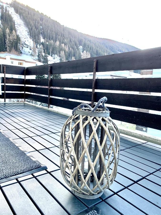 Holiday Apartment Bolgen - Close To Everything! Bolgen, Jakobshorn, Bus Stop, Train Station, Supermarket, Ski School, Ski Rentals, Restaurants And More! Davos Bagian luar foto
