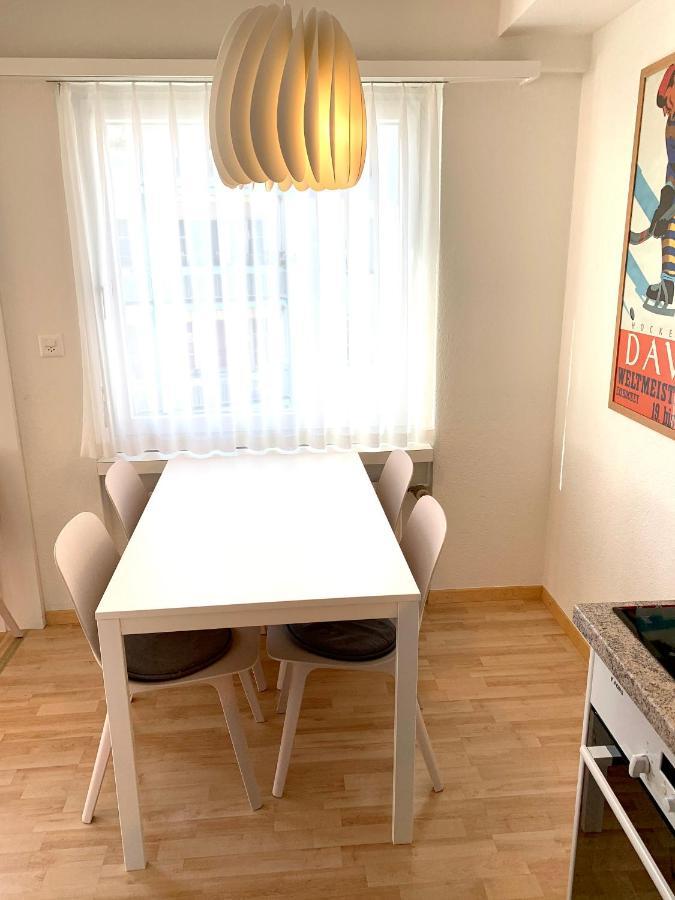 Holiday Apartment Bolgen - Close To Everything! Bolgen, Jakobshorn, Bus Stop, Train Station, Supermarket, Ski School, Ski Rentals, Restaurants And More! Davos Bagian luar foto