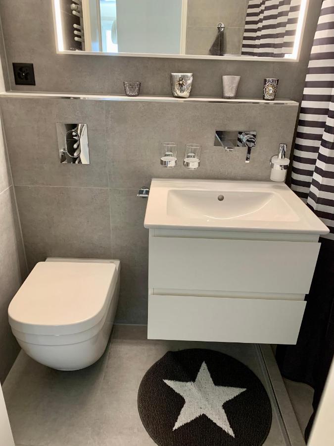 Holiday Apartment Bolgen - Close To Everything! Bolgen, Jakobshorn, Bus Stop, Train Station, Supermarket, Ski School, Ski Rentals, Restaurants And More! Davos Bagian luar foto