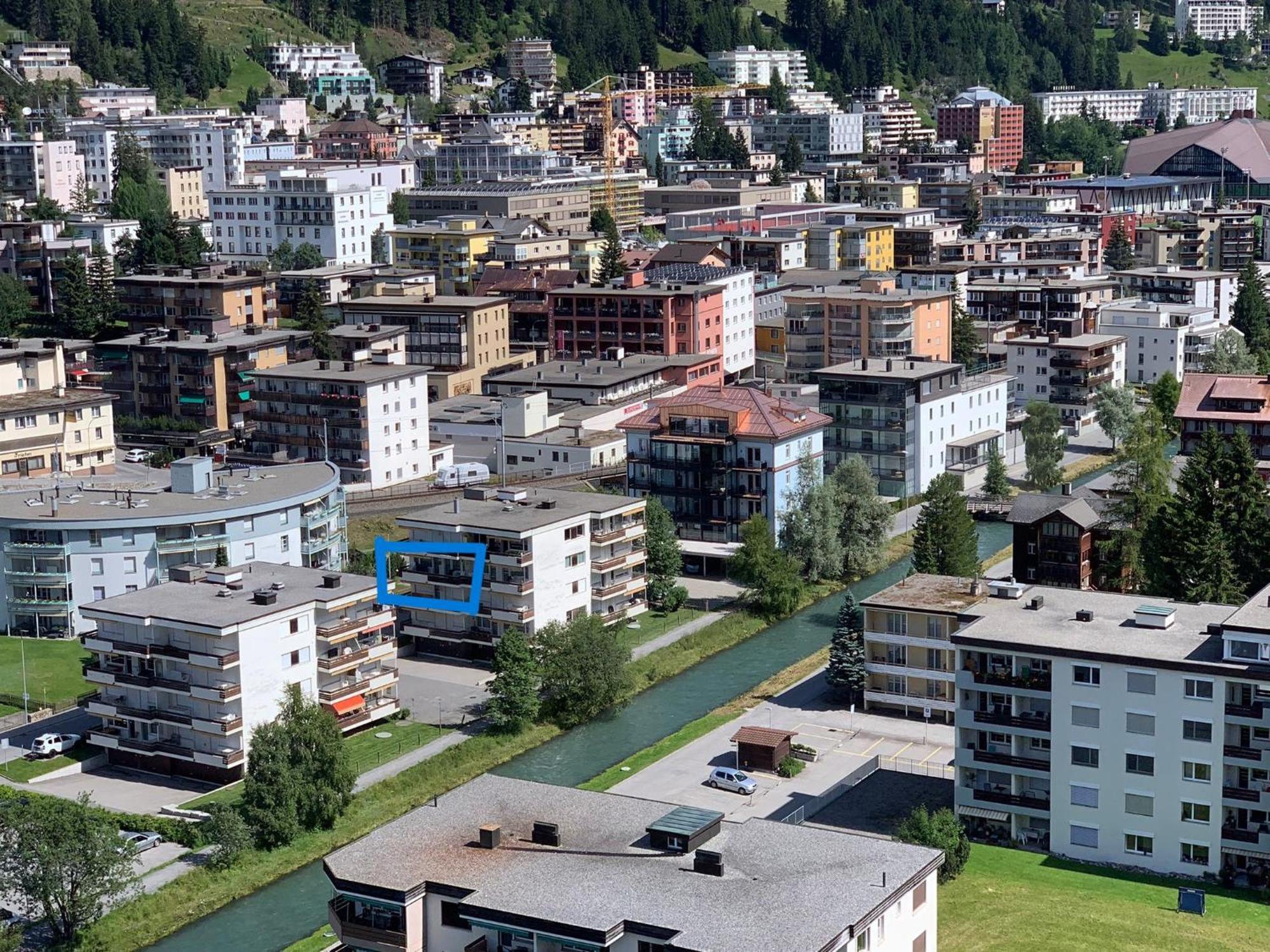 Holiday Apartment Bolgen - Close To Everything! Bolgen, Jakobshorn, Bus Stop, Train Station, Supermarket, Ski School, Ski Rentals, Restaurants And More! Davos Bagian luar foto